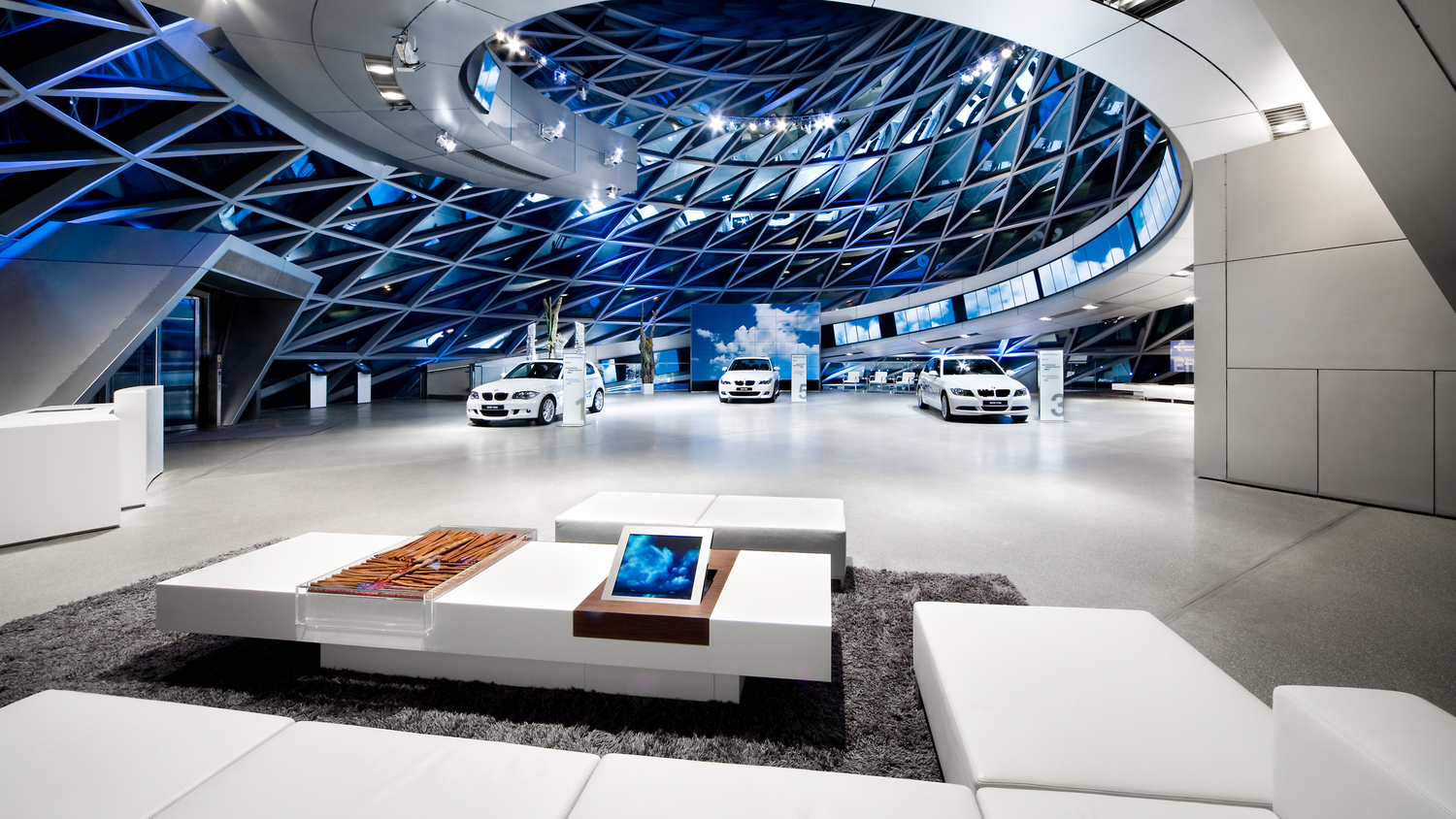 ANTEPRIMA bmw ANTEPRIMA bmw