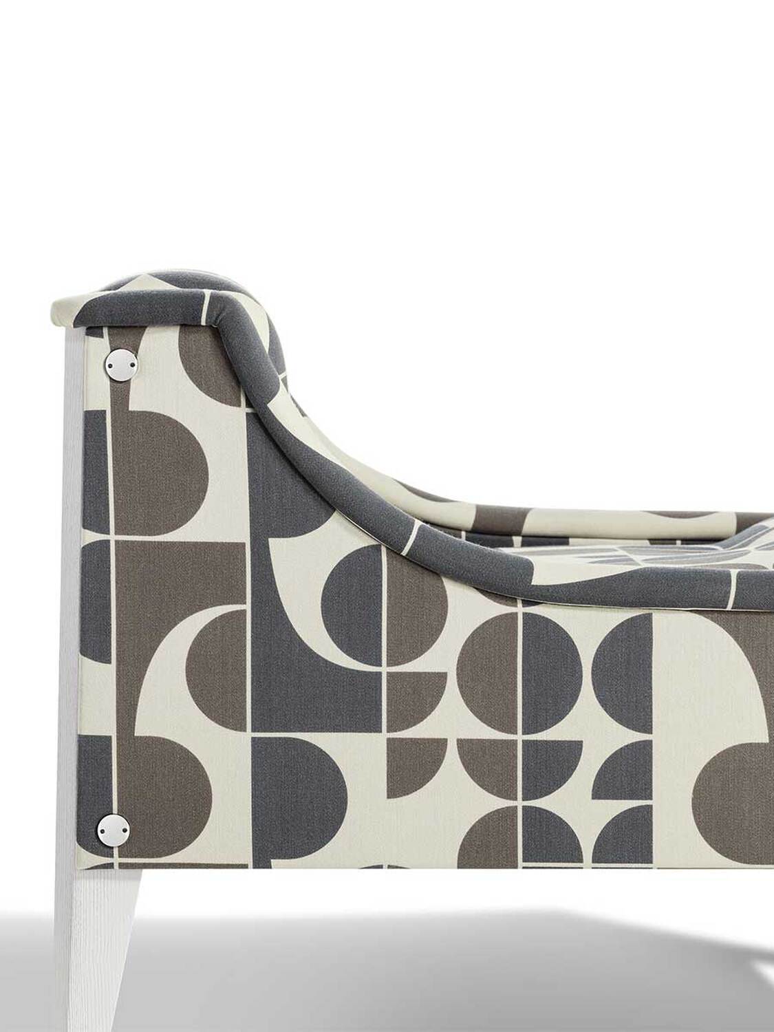 07 dezza 12 armchair