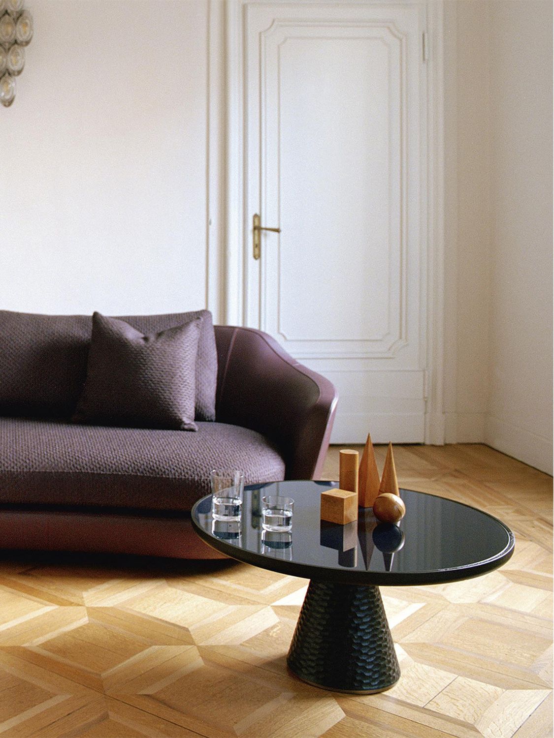01 duo pedestal table 01 duo pedestal table