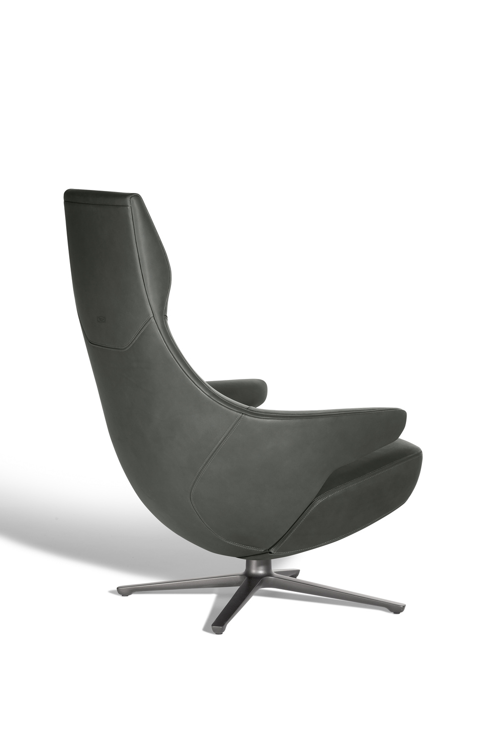 10 jay lounge armchair