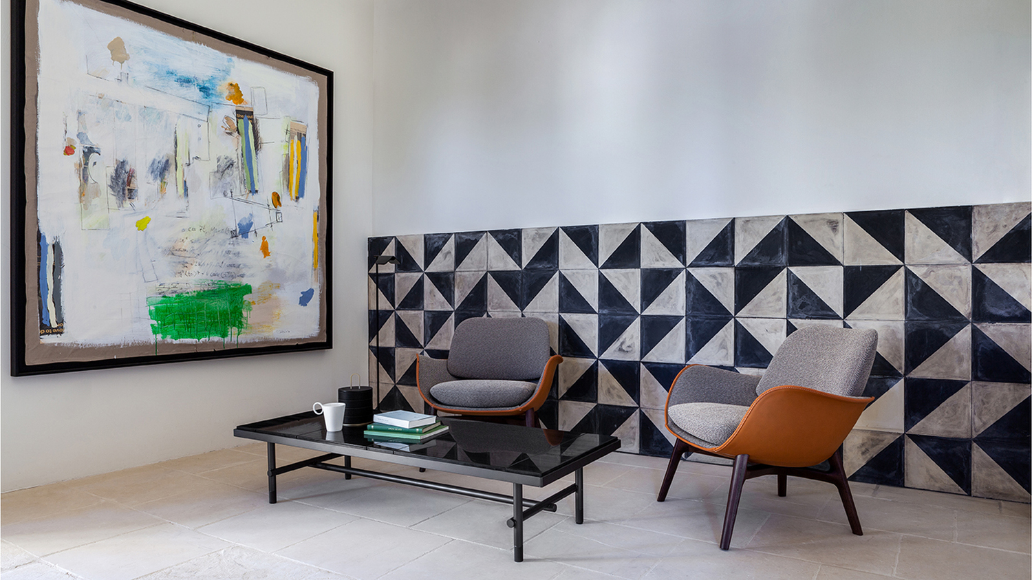 01 piere small table