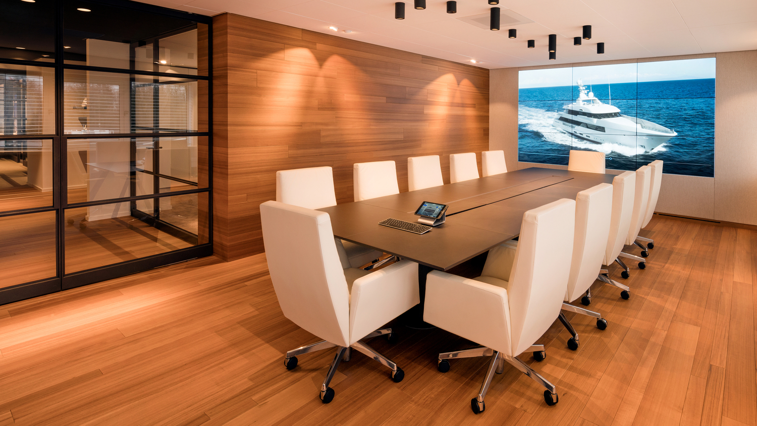 ANTEPRIMA royal van lent ANTEPRIMA royal van lent