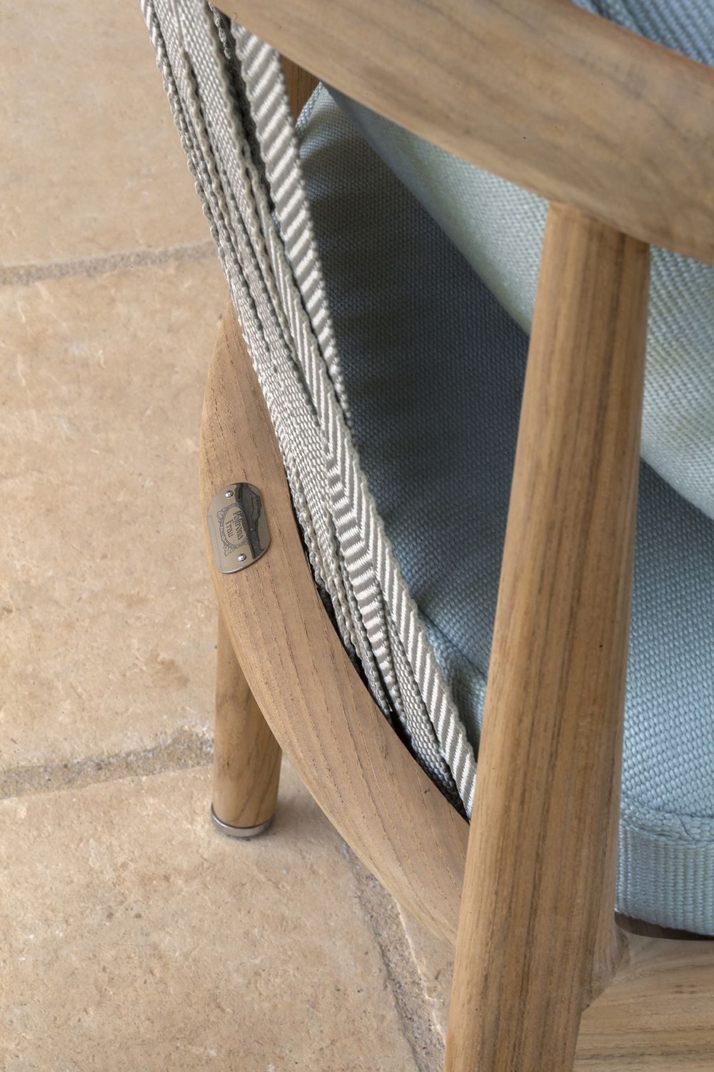 12 the secret garden small armchair